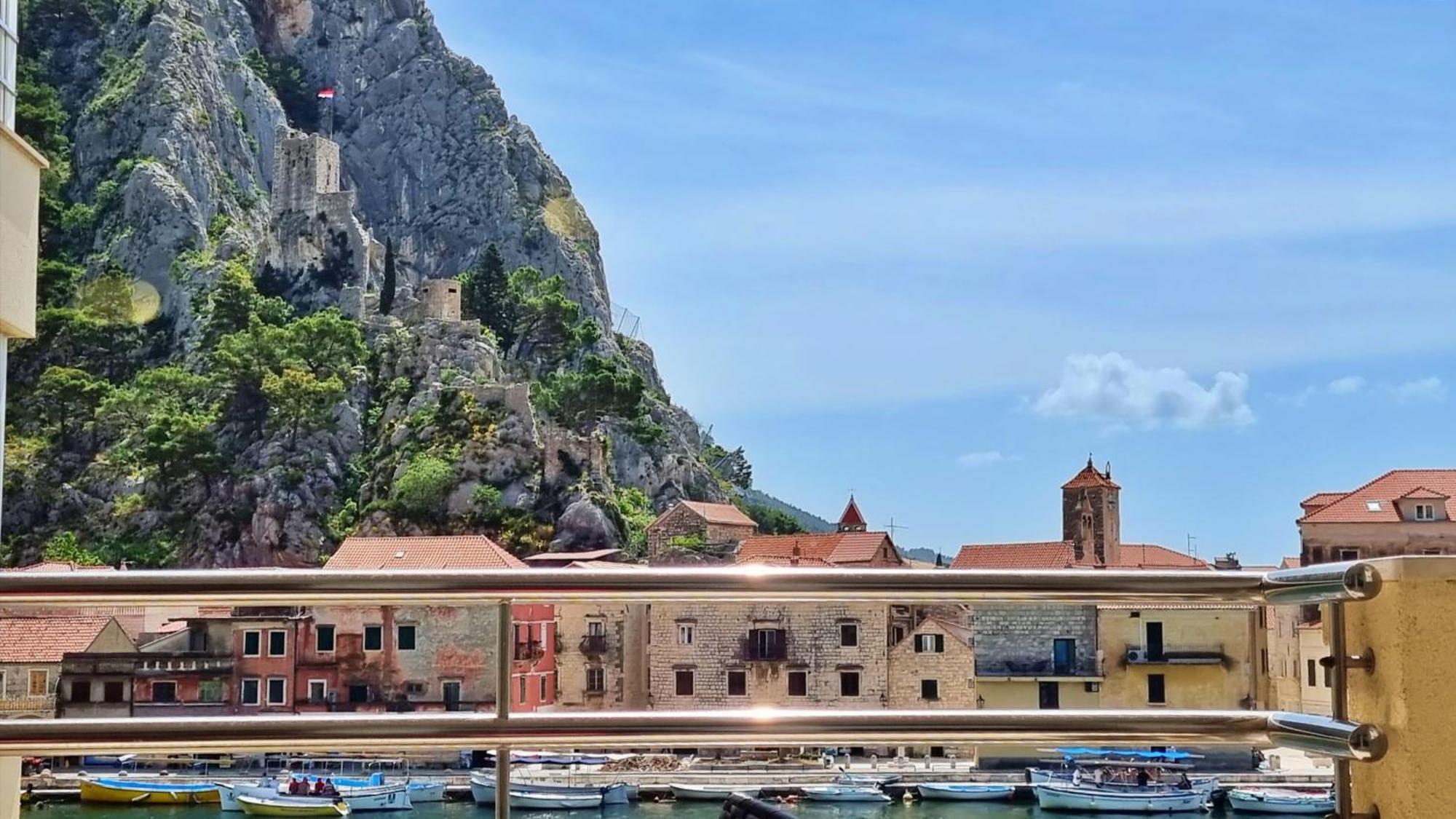 Mitra Zonata Blue Apartment Omiš Екстериор снимка
