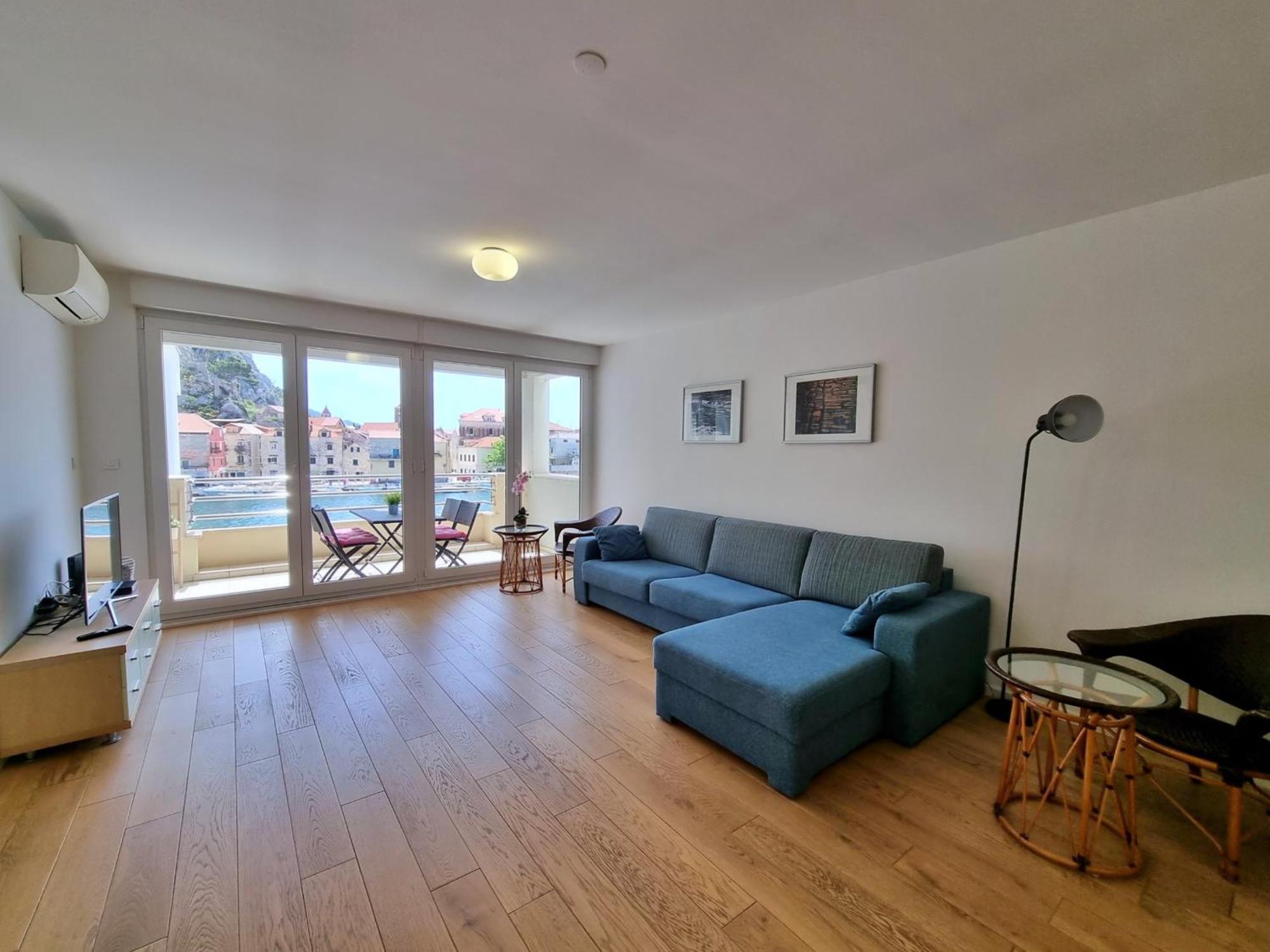 Mitra Zonata Blue Apartment Omiš Екстериор снимка