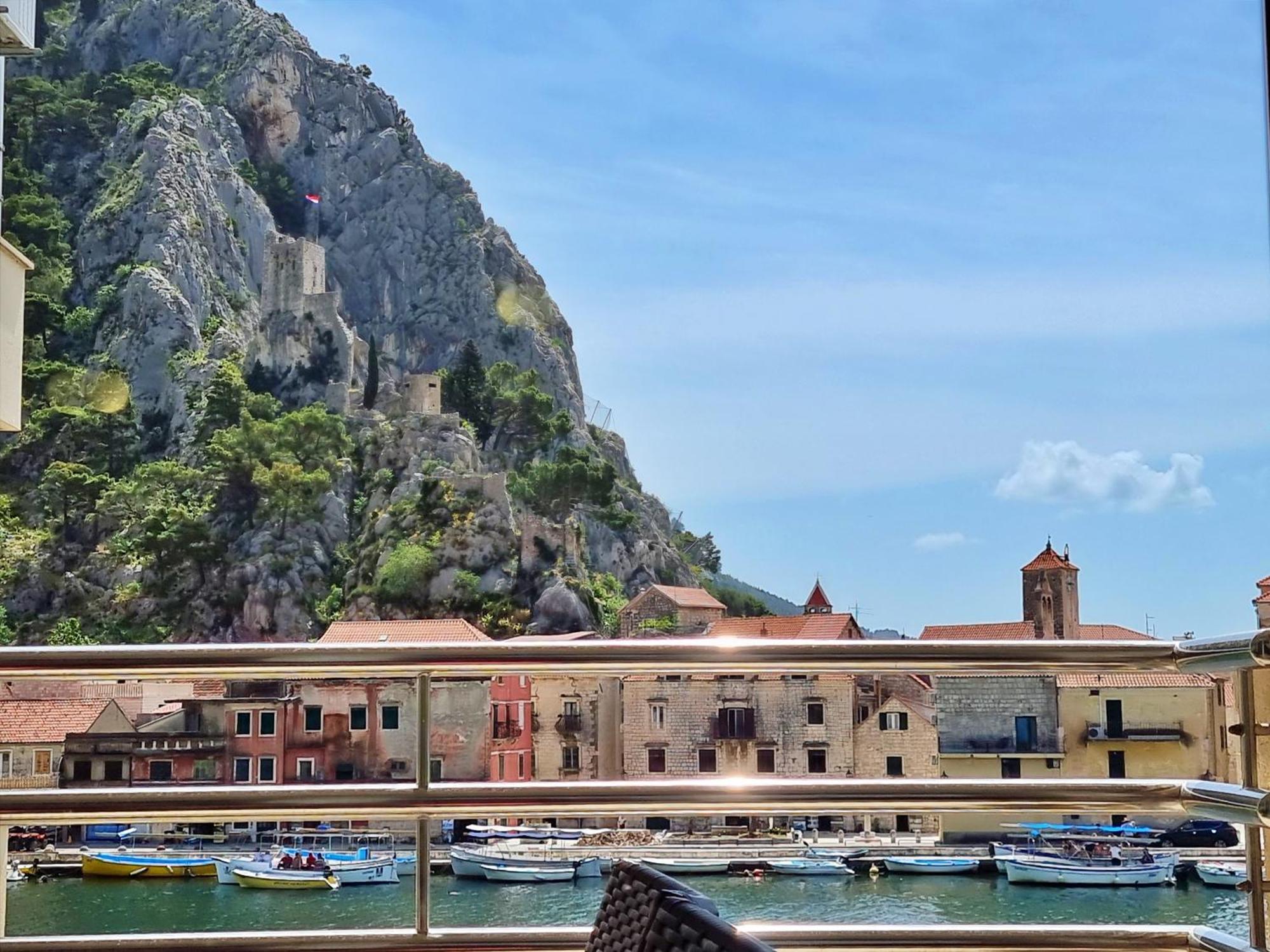 Mitra Zonata Blue Apartment Omiš Екстериор снимка