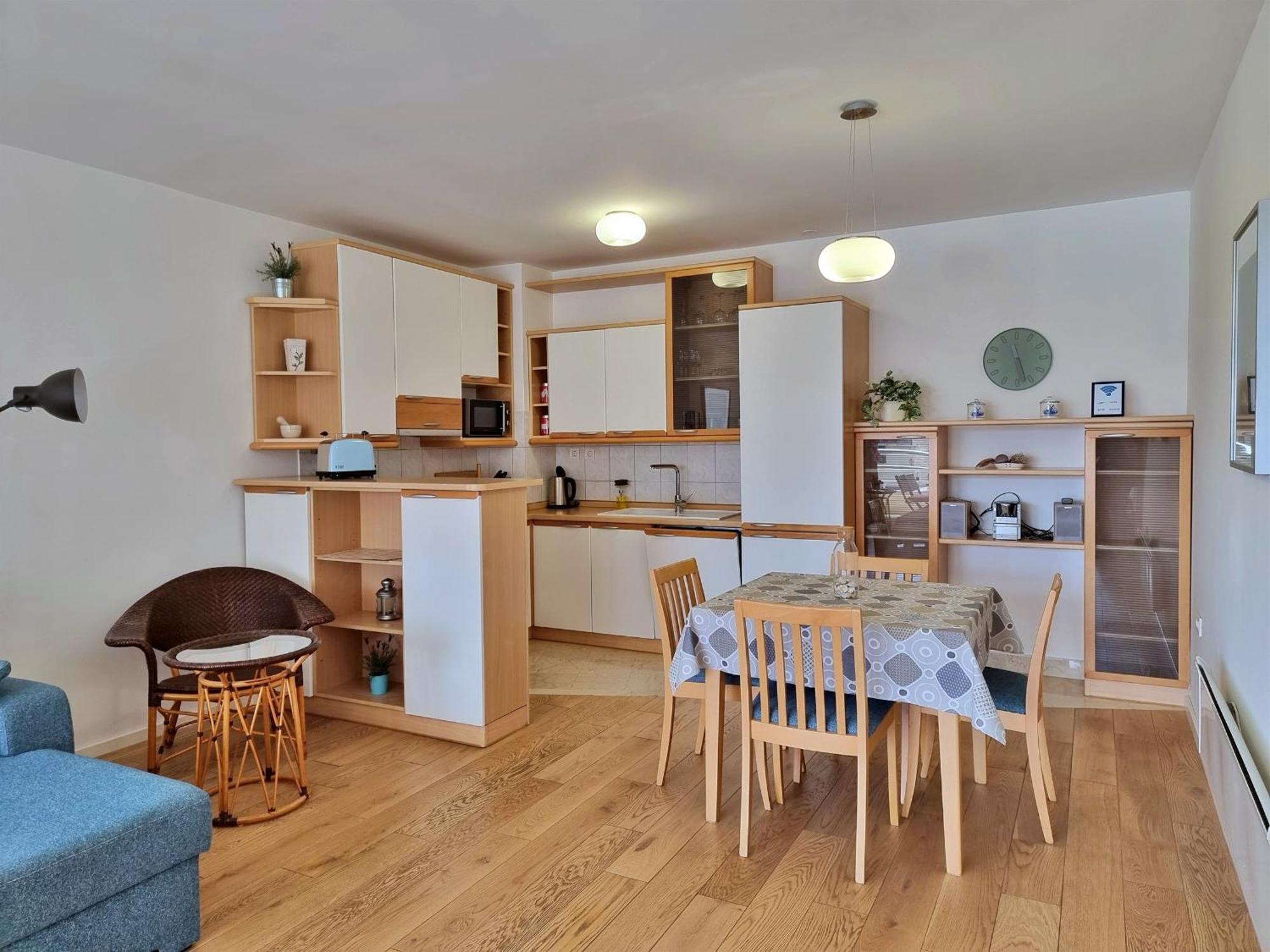 Mitra Zonata Blue Apartment Omiš Екстериор снимка